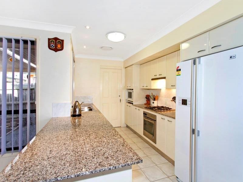 42 Brooke Ave, Killarney Vale NSW 2261