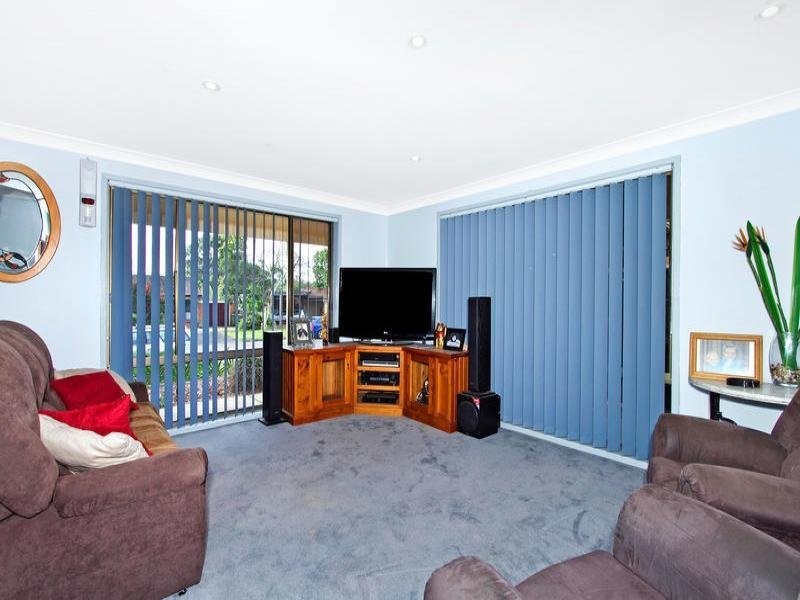 35 Yimbala Street, Killarney Vale NSW 2261