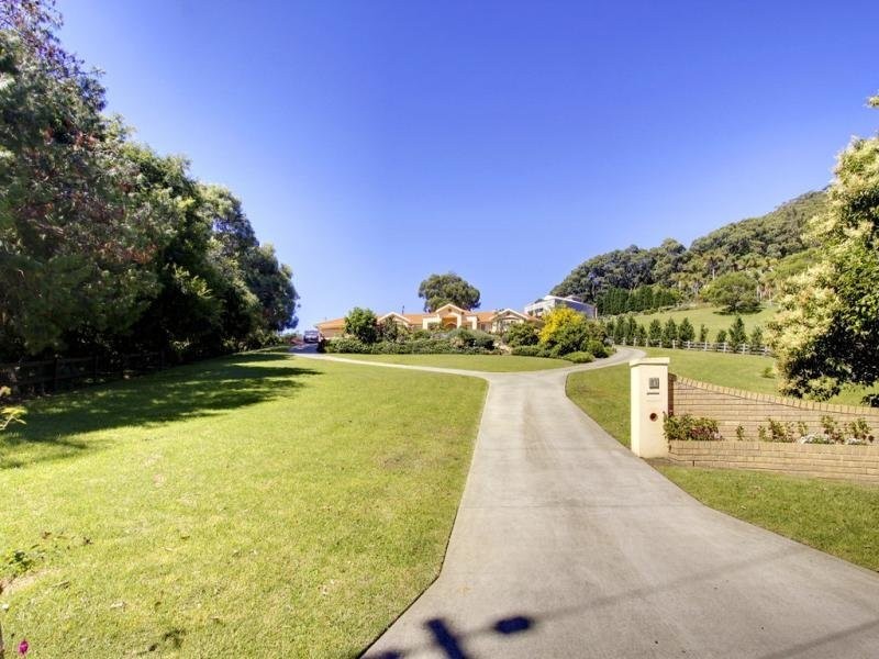 11 Kunarra Road, Wamberal NSW 2260