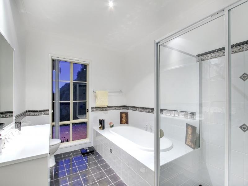 11 Kunarra Road, Wamberal NSW 2260