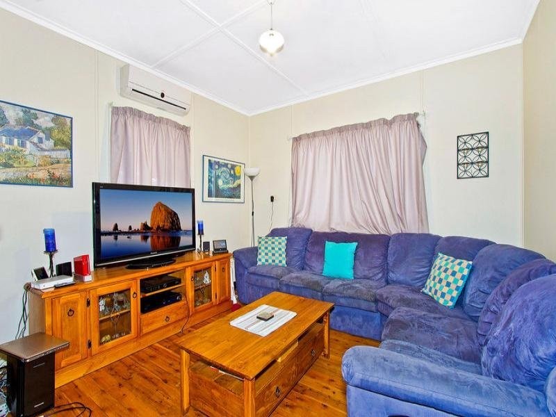 215 Geoffrey Rd Chittaway Point, Chittaway Point NSW 2261