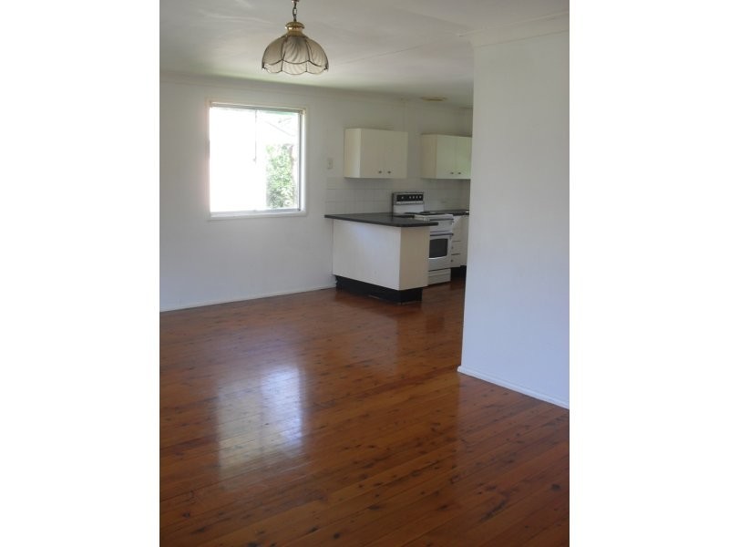 6 The Peninsula, Killarney Vale NSW 2261