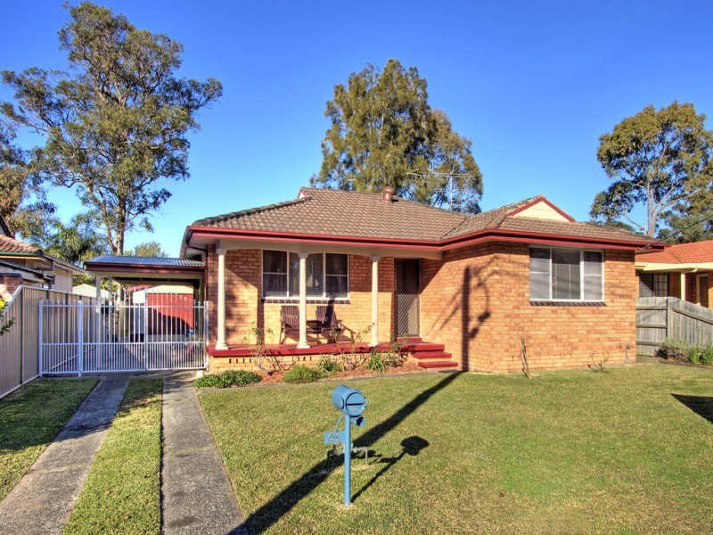 84 Kerry Crescent, Berkeley Vale NSW 2261