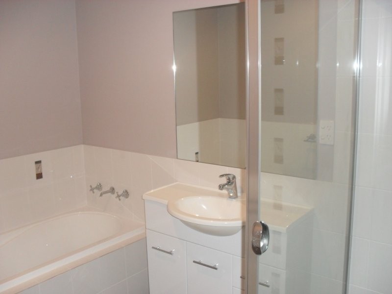 8A & B Kurume Close, Tuggerah NSW 2259