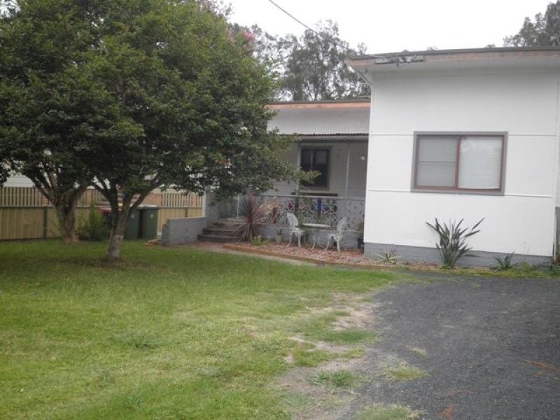 215 Geoffrey Road, Chittaway Point NSW 2261