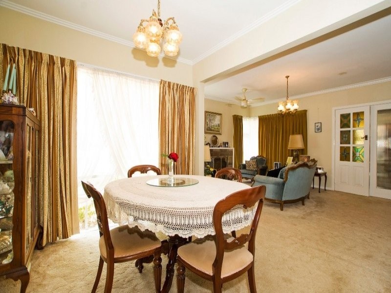 26 Byron Street, Ringwood VIC 3134