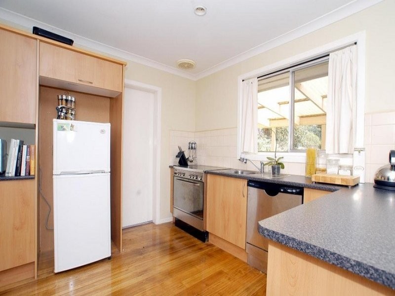 64 St Andrews Drive, Chirnside Park VIC 3116