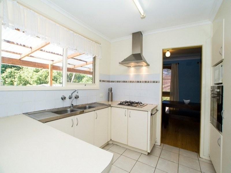 5 Chirnside Drive, Chirnside Park VIC 3116