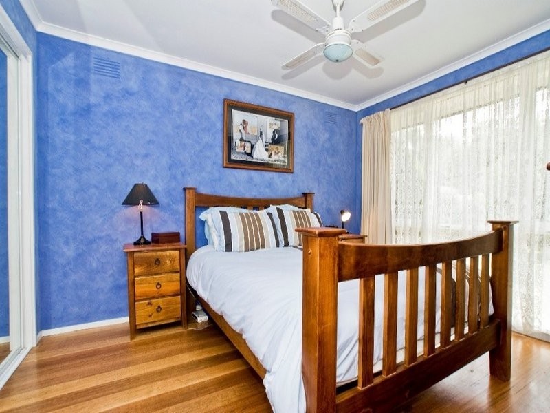 18 Arkarra Court, Mooroolbark VIC 3138