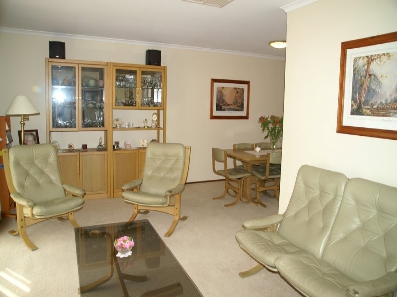 41 STUART CLOSE, Bayswater North VIC 3153