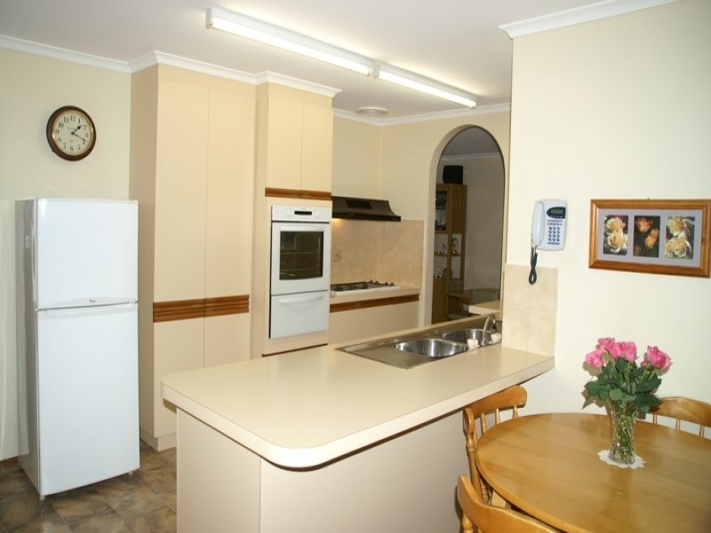 41 STUART CLOSE, Bayswater North VIC 3153