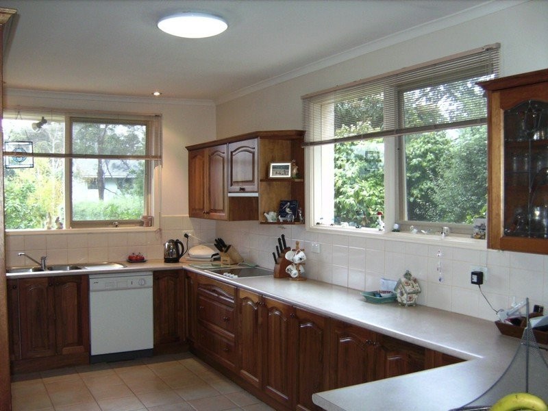 23 Barton Drive, Mount Eliza VIC 3930