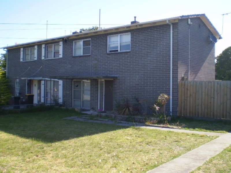 21 Candlebark Crescent, Frankston North VIC 3200