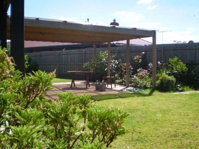 4 Furneaux Court, Frankston VIC 3199