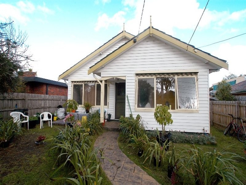 4 Scott Street, Seaford VIC 3198
