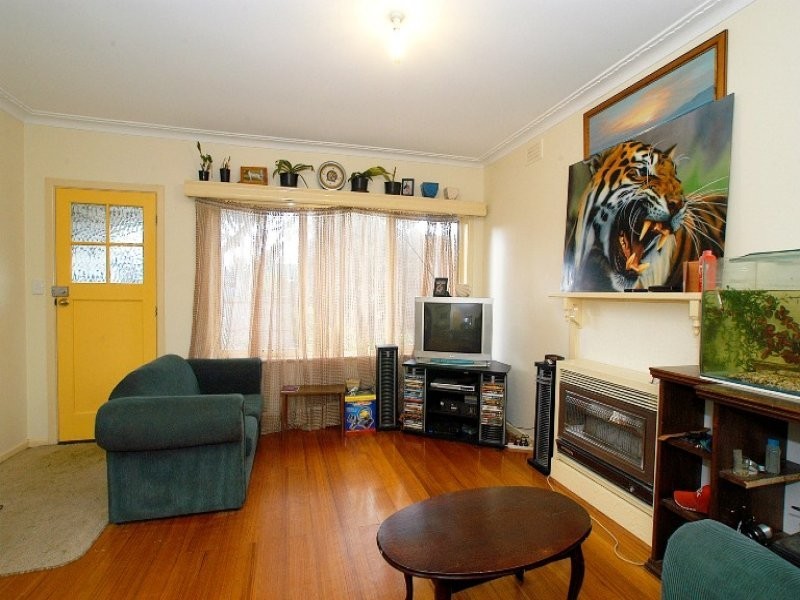 4 Scott Street, Seaford VIC 3198