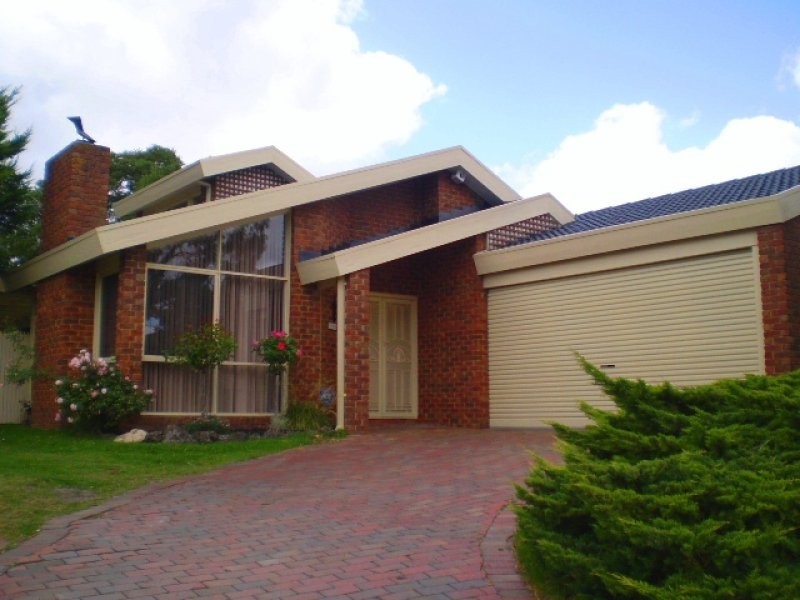 10 Beacon Drive, Langwarrin VIC 3910