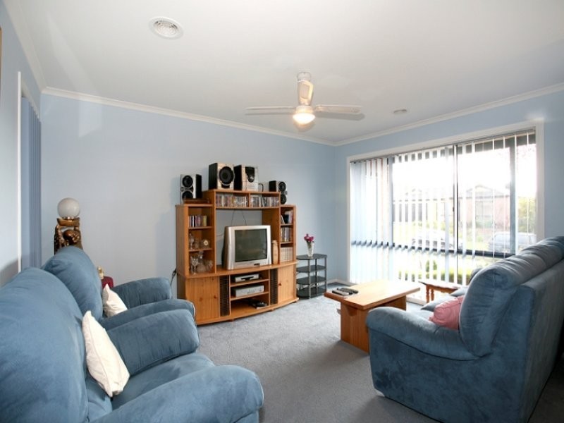 16 LAVENDER LANE, Baxter VIC 3911