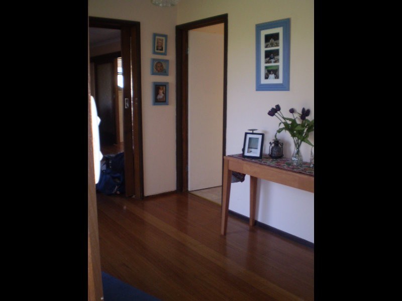 2 CROMER COURT, Frankston VIC 3199