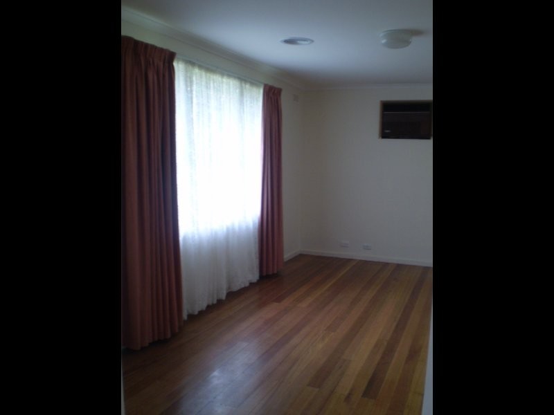 6 BENONG COURT, Frankston VIC 3199