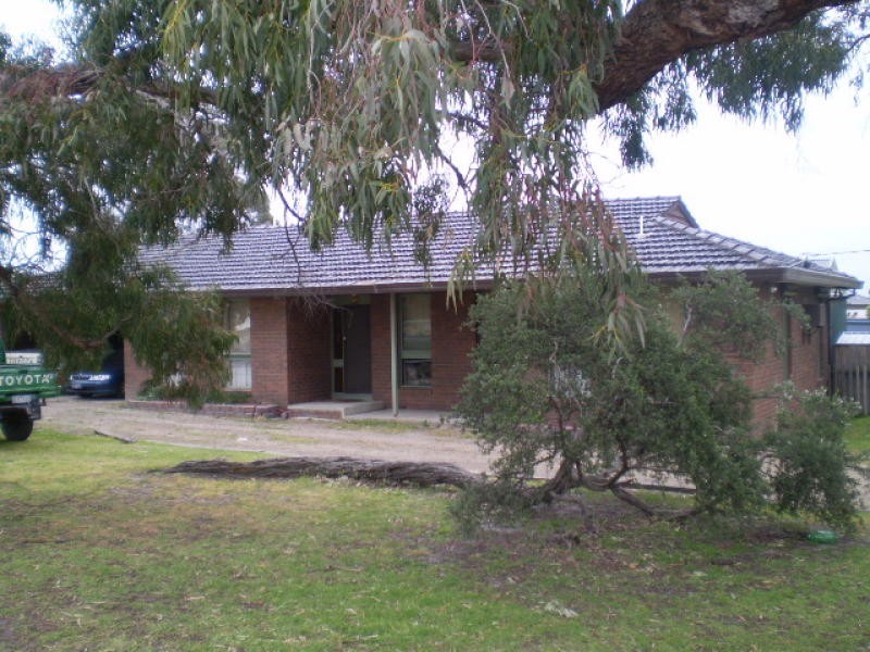 4 HERBERT ROAD, Carrum Downs VIC 3201
