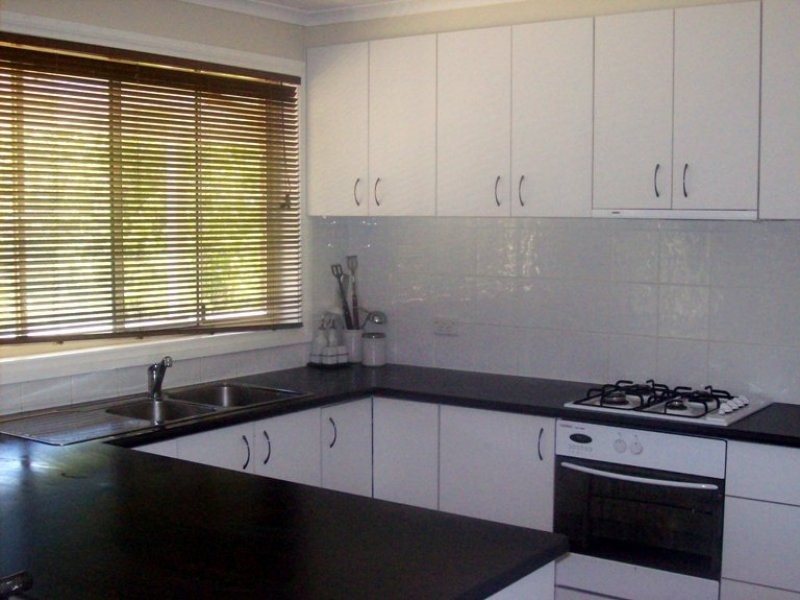 46 WILLOW ROAD, Frankston VIC 3199