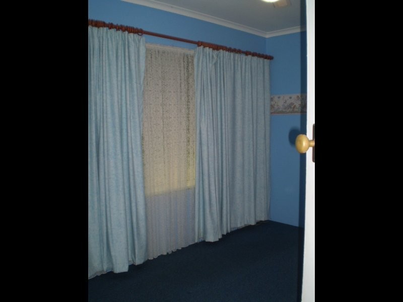 49 Norfolk Crescent, Frankston North VIC 3200