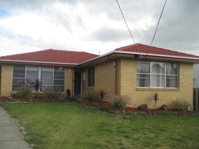 6 JUNIPER COURT, Frankston North VIC 3200