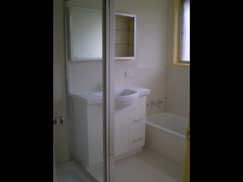 25 BELAR AVENUE, Frankston VIC 3199