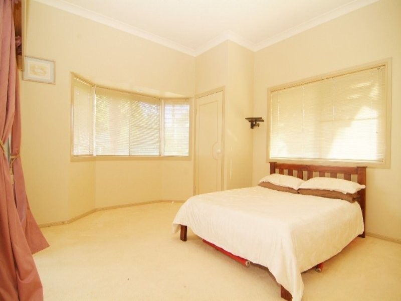 14 Hamilton Ave, Cannonvale QLD 4802