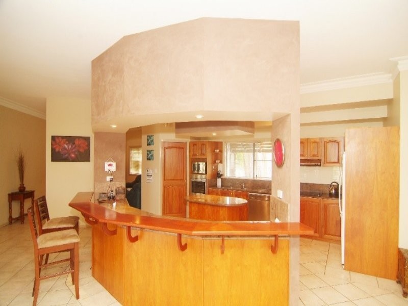 14 Hamilton Ave, Cannonvale QLD 4802