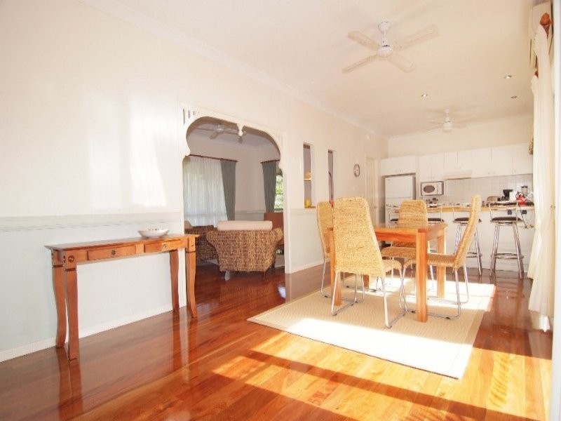 12 Wildlife Road, Jubilee Pocket QLD 4802