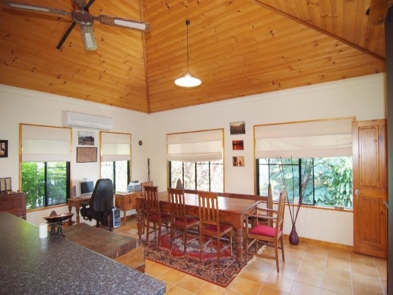 24 Wildlife Road, Jubilee Pocket QLD 4802