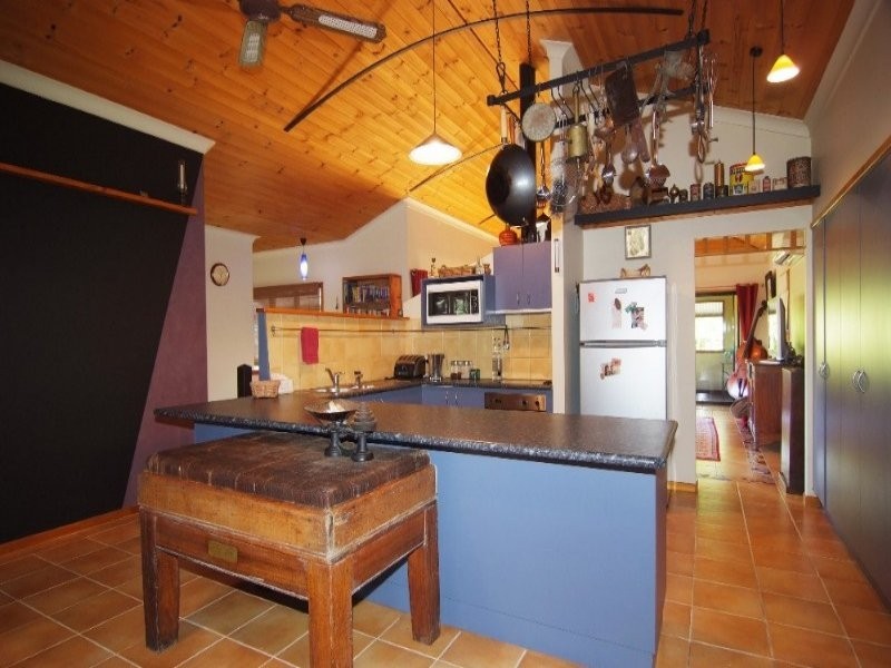 24 Wildlife Road, Jubilee Pocket QLD 4802