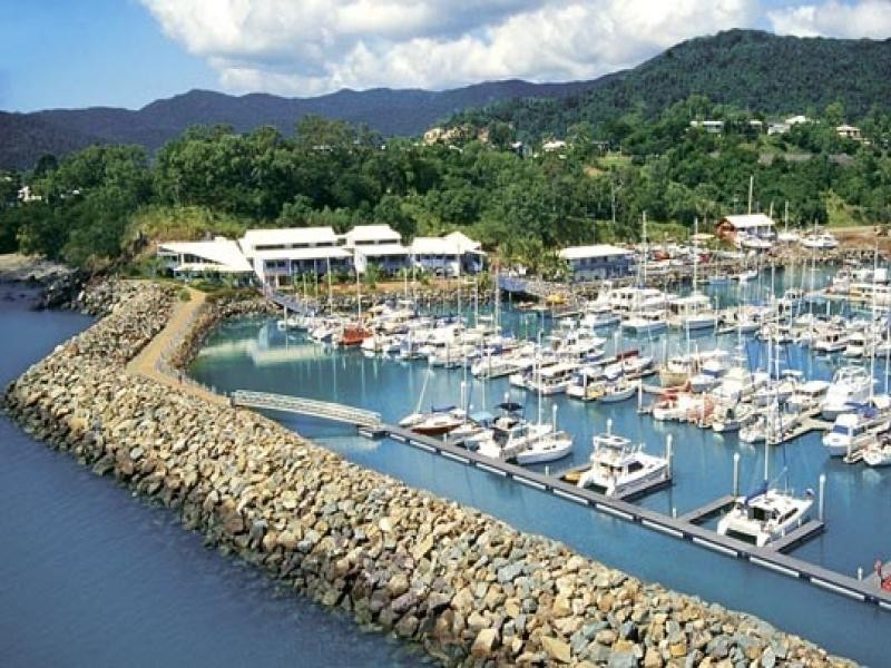 1 Laguna Court, Airlie Beach QLD 4802