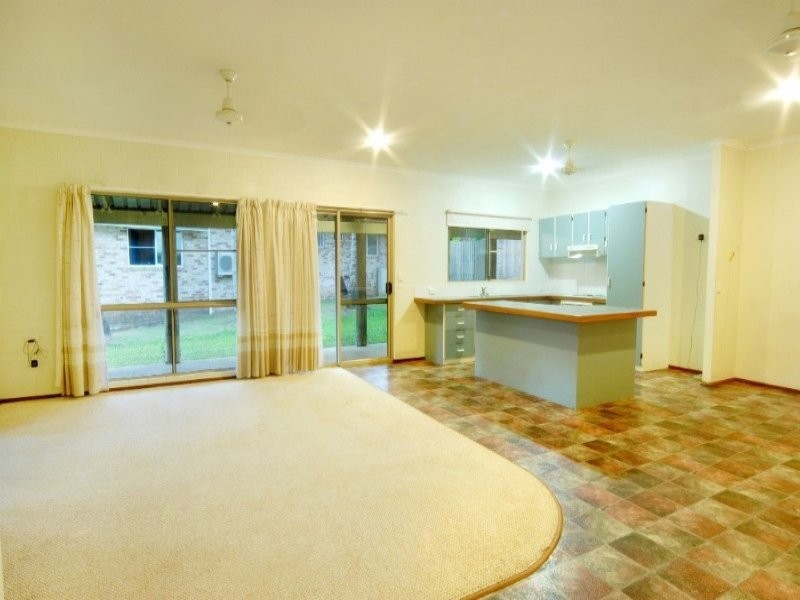 41 Erromango Drive, Jubilee Pocket QLD 4802