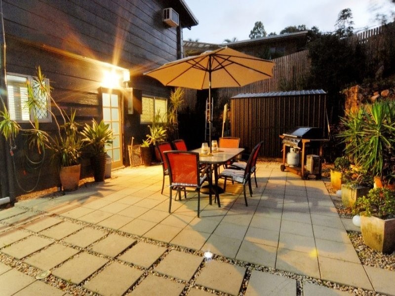 14 Manooka Drive, Cannonvale QLD 4802