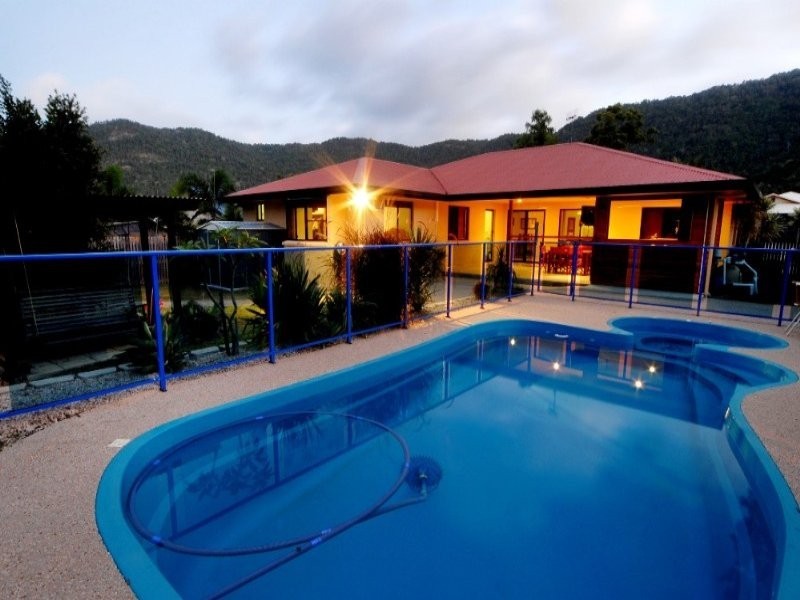 12 Wahoo Court, Jubilee Pocket QLD 4802