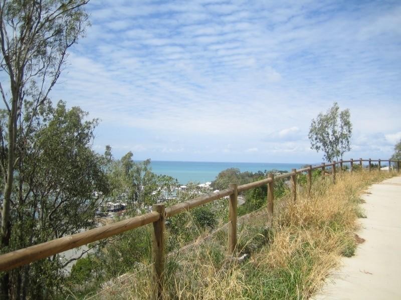 10 Kara Crescent, Airlie Beach QLD 4802