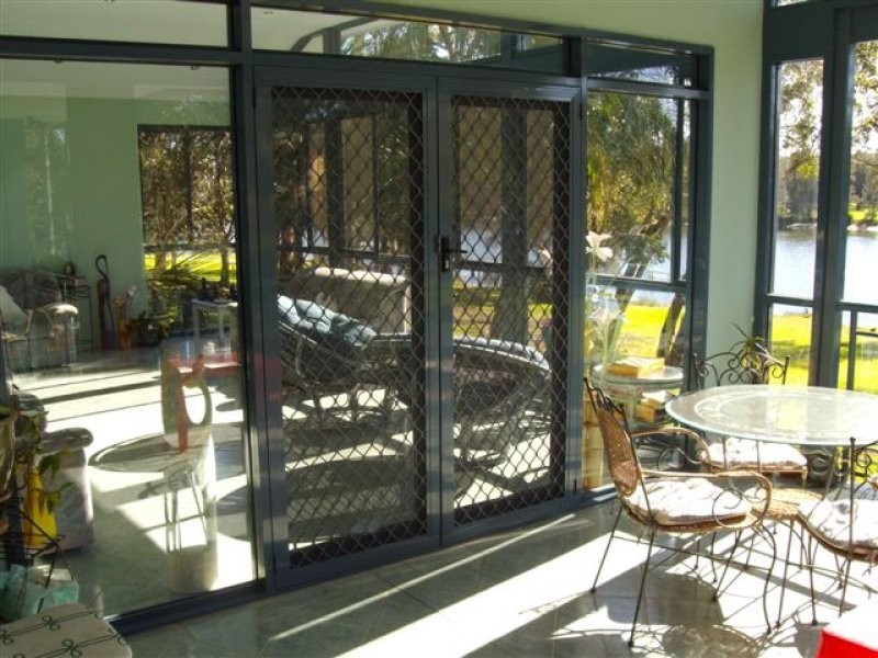 48 Riverview Rd, Pleasure Point NSW 2172