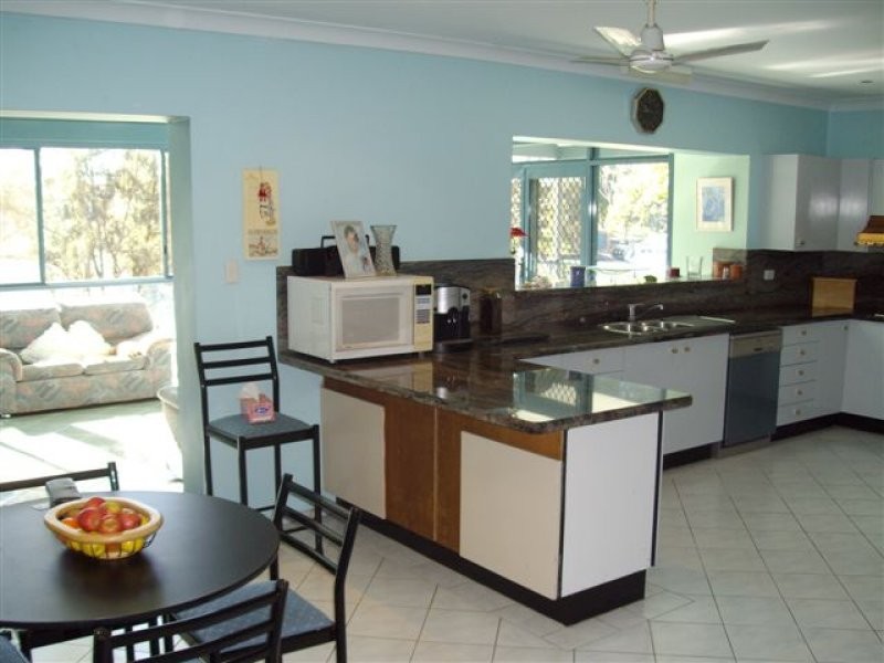 48 Riverview Rd, Pleasure Point NSW 2172