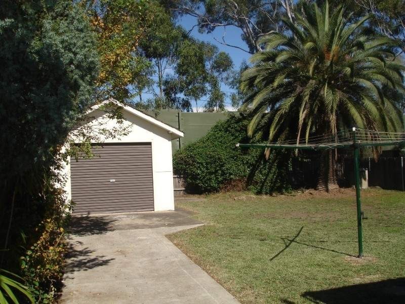 38 Hinkler Ave, Warwick Farm NSW 2170
