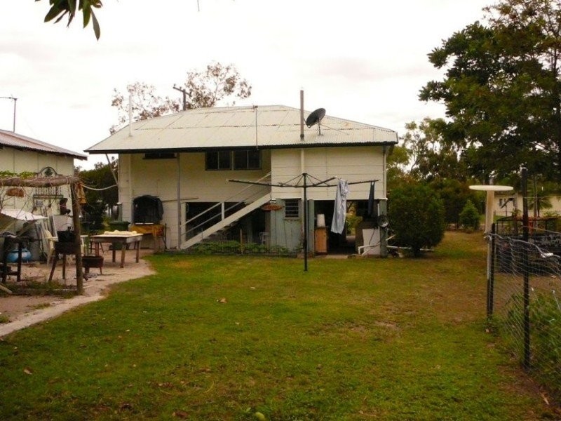 5 John Street, Collinsville QLD 4804