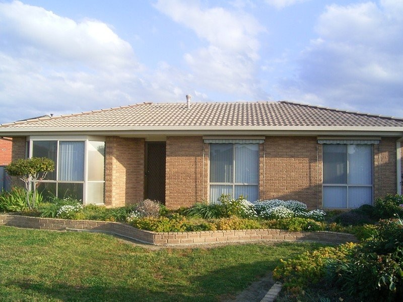 65 Mayfair Drive, Wodonga VIC 3690