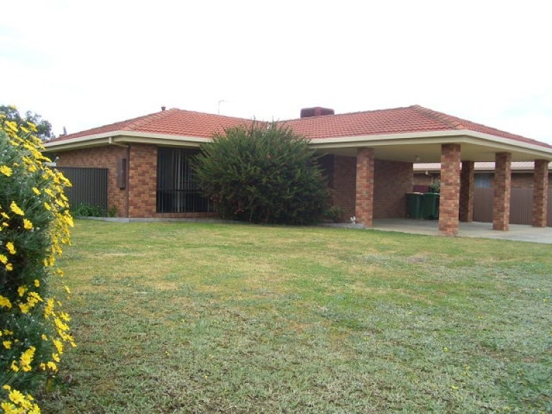 14 Beresford Court, Wodonga VIC 3690