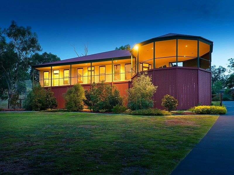 16 Donnington Drive, Wodonga VIC 3690