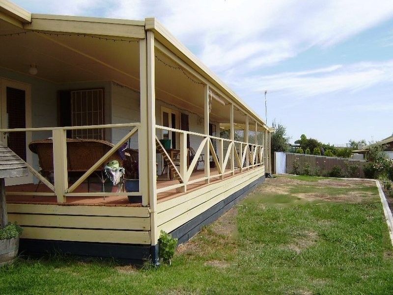 6 Vista Court, Bellbridge VIC 3691