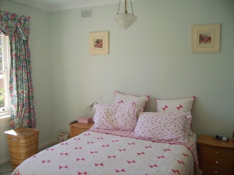 12 Brook Avenue, Glen Osmond SA 5064