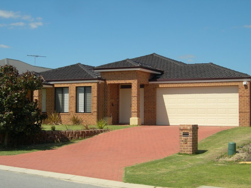 6 MacDermott Parade, Darch WA 6065