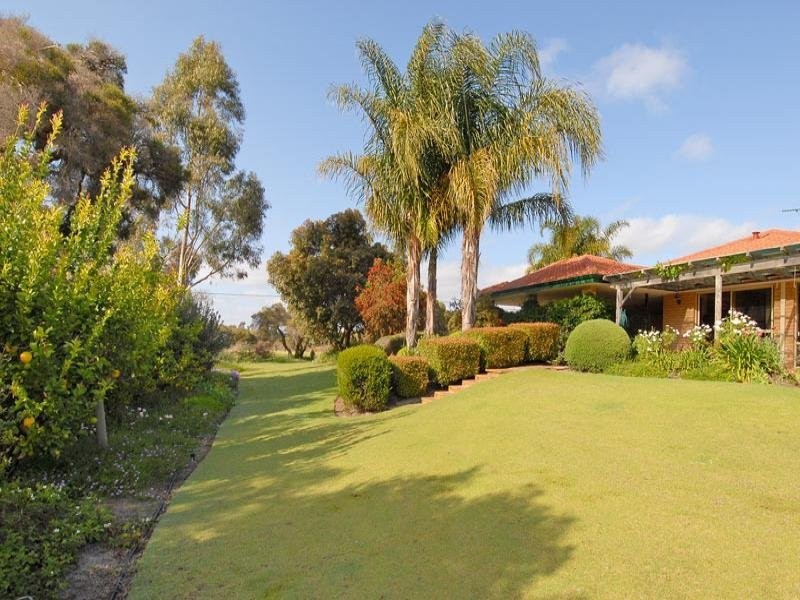 115 Via Vista Drive, Mariginiup WA 6065